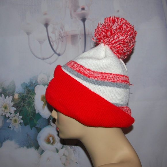 New England Patriots Knit Hat Faux Fur Lined NFL Super Warm Winter Hat - Picture 3 of 3